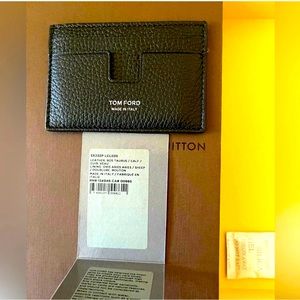 NEW TOM FORD GRAIN LEATHER CARDHOLDER SX 232P LCL 035 .
RN# 134946  CA # 00985